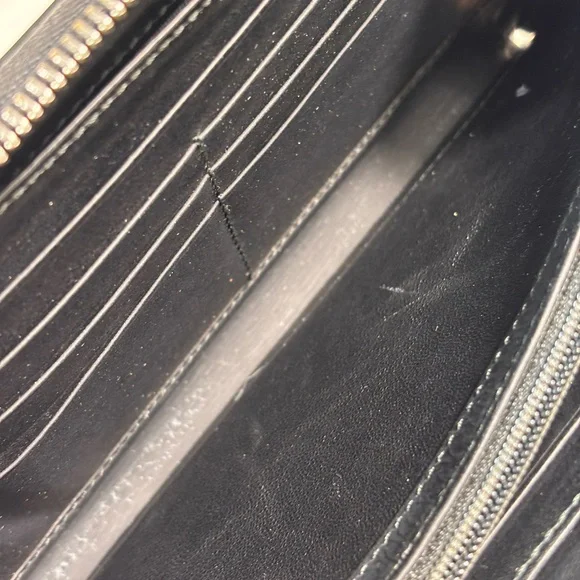 Beautiful Gucci Travel Organizer Wallet Black Guccissima - Picture 13 of 13